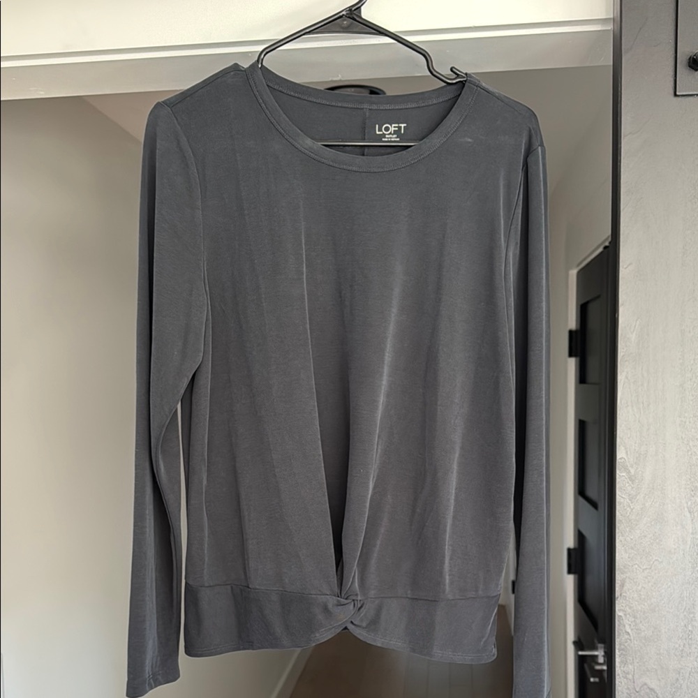 LOFT Gray Long Sleeve Shirt
